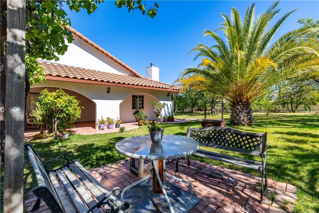 Image 10 of property listing at 65380 San Lucas, Lockwood, CA 93932