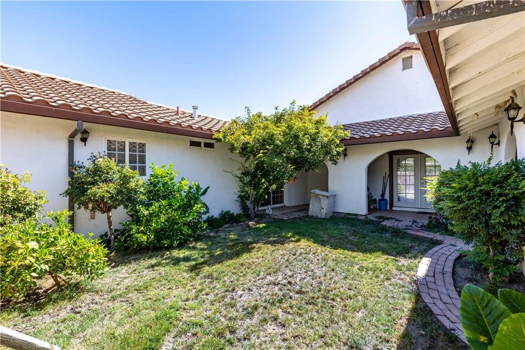 Image 35 of property listing at 65380 San Lucas, Lockwood, CA 93932