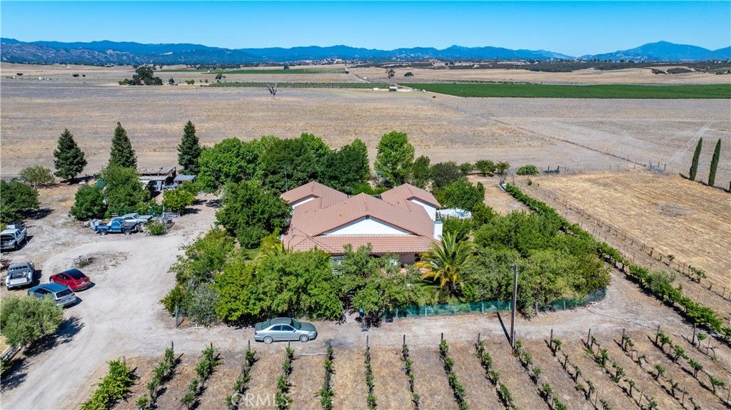 Image 5 of property listing at 65380 San Lucas, Lockwood, CA 93932