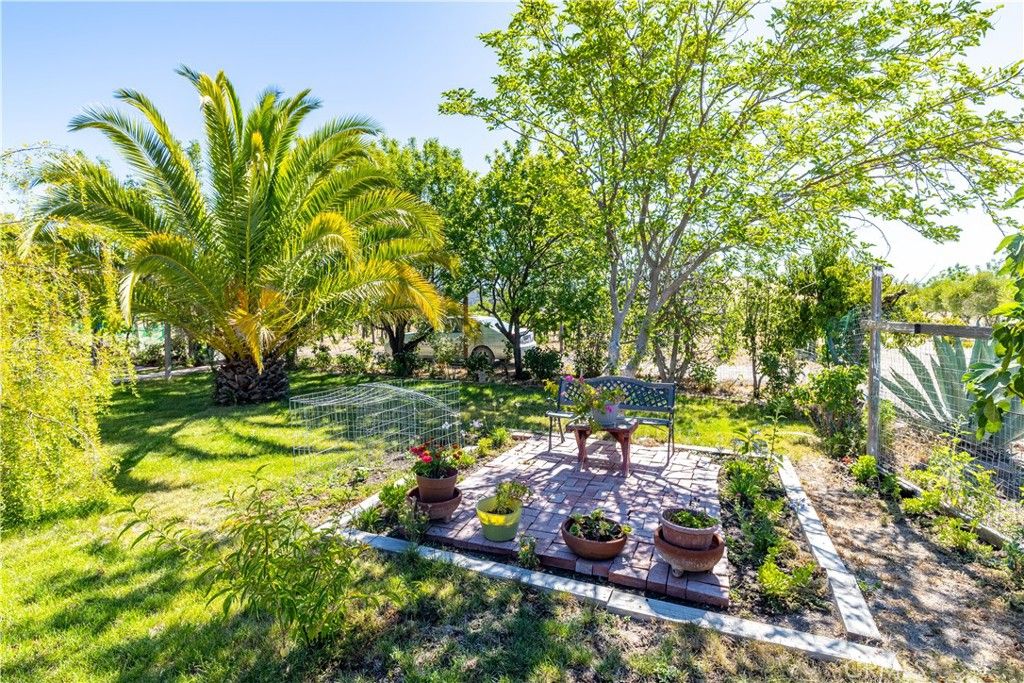 Image 7 of property listing at 65380 San Lucas, Lockwood, CA 93932