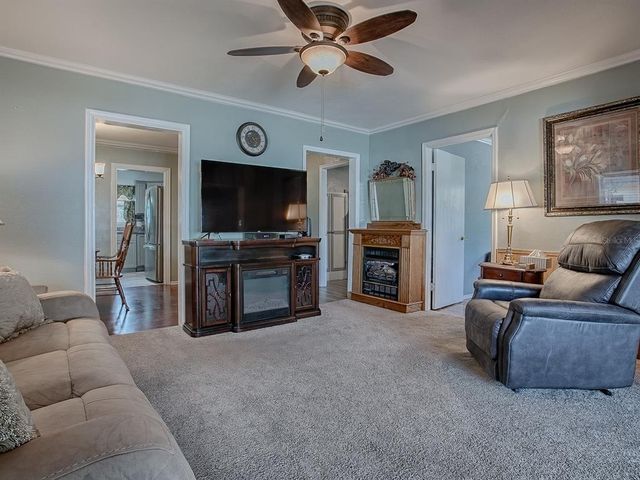 123 W DADE AVENUE, Bushnell, FL 33513