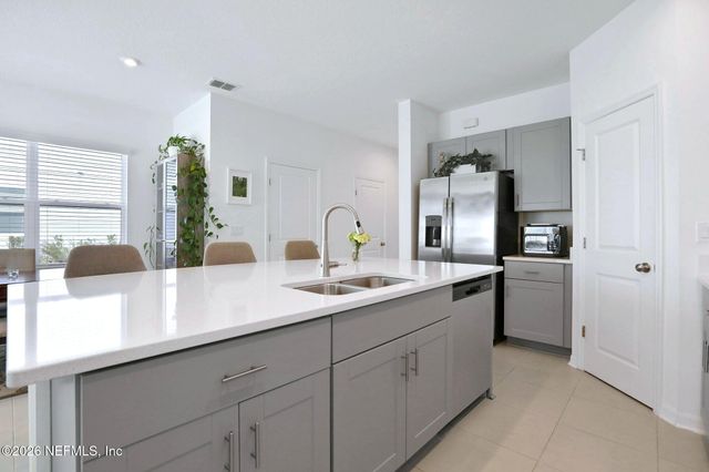 330 ANTHONY Drive, Jacksonville, FL 32218