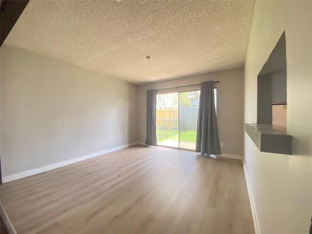 815 Ramada Drive, Houston, TX 77062