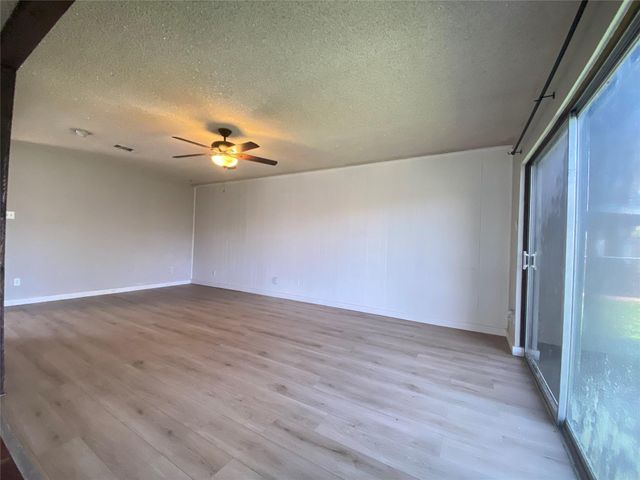 815 Ramada Drive, Houston, TX 77062