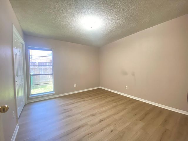 815 Ramada Drive, Houston, TX 77062
