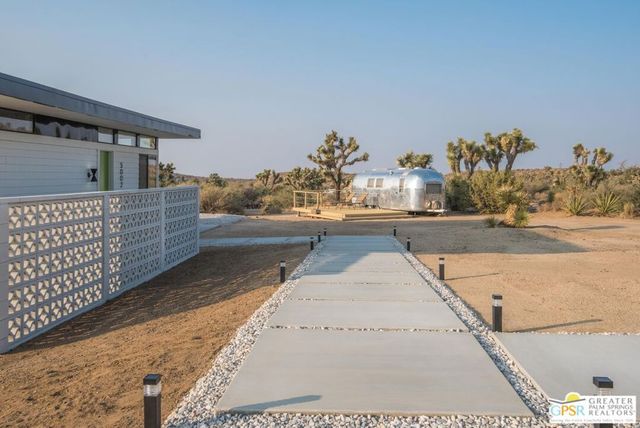 5002 Mormon Avenue, Yucca Valley, CA 92284