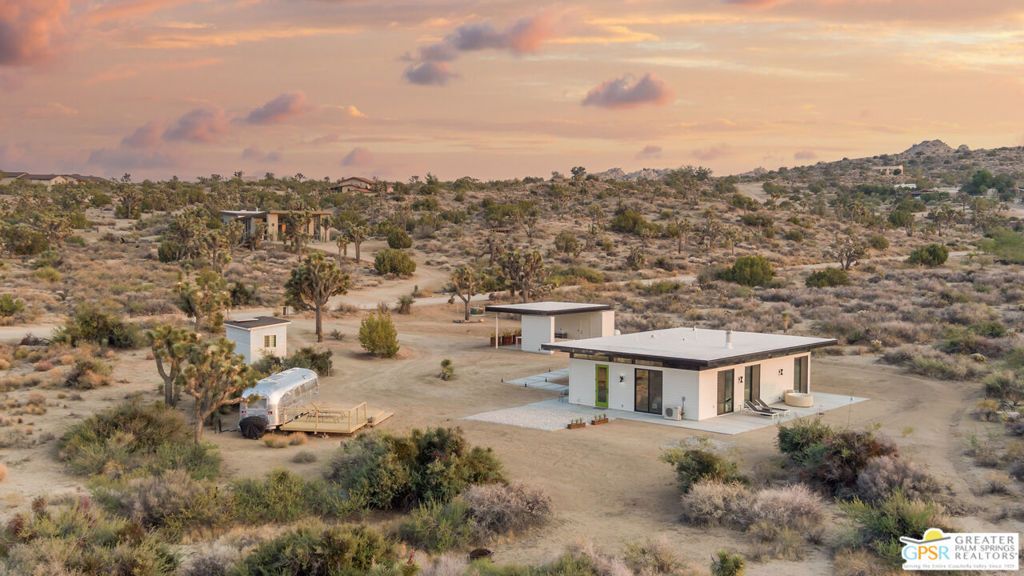 5002 Mormon Avenue, Yucca Valley, CA 92284