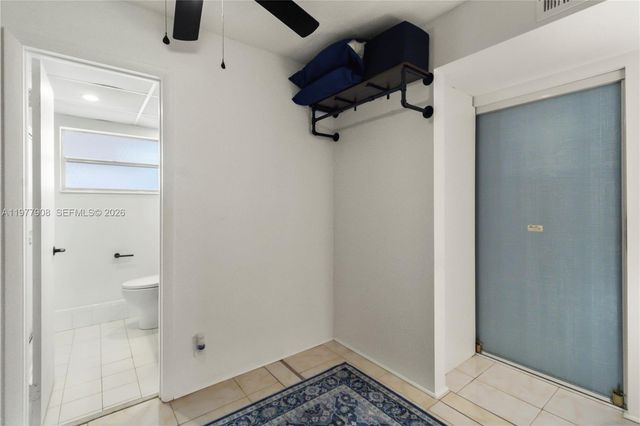 2901 NW 46th Ave 307, Lauderdale Lakes, FL 33313