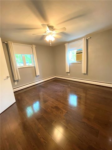 307 ROUP AVENUE, Friendship Park, PA 15232