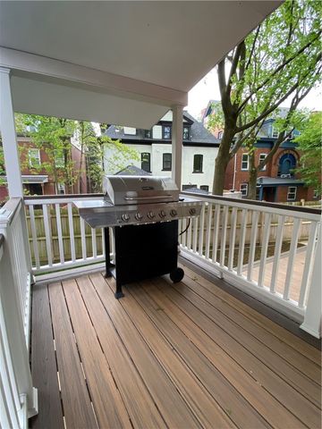 307 ROUP AVENUE, Friendship Park, PA 15232