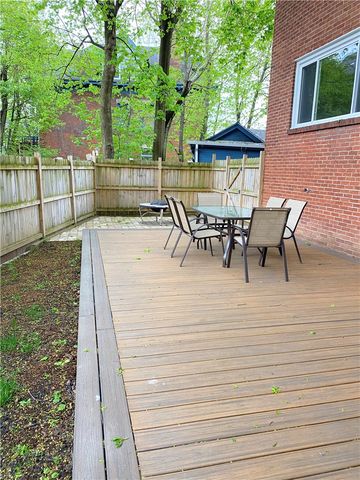 307 ROUP AVENUE, Friendship Park, PA 15232
