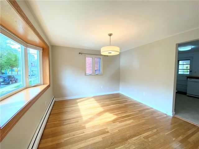 307 ROUP AVENUE, Friendship Park, PA 15232