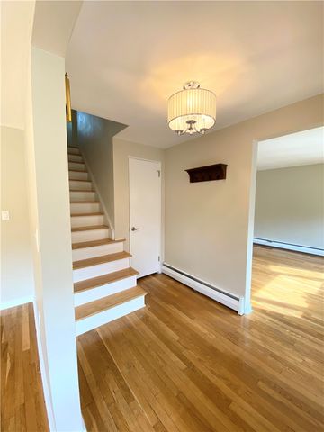 307 ROUP AVENUE, Friendship Park, PA 15232