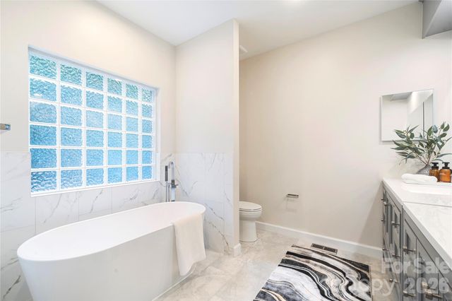 5904 Polk Mountain Drive, Marshville, NC 28103