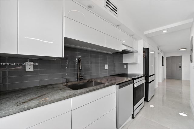 231 174th St 818, Sunny Isles Beach, FL 33160