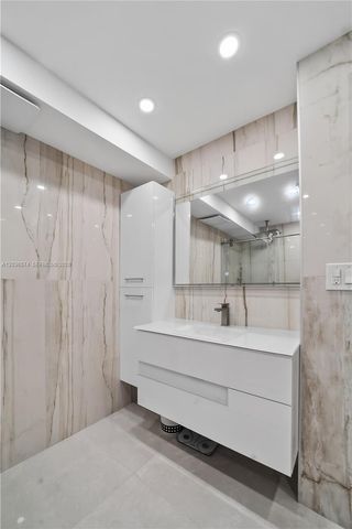 231 174th St 818, Sunny Isles Beach, FL 33160