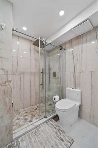 231 174th St 818, Sunny Isles Beach, FL 33160