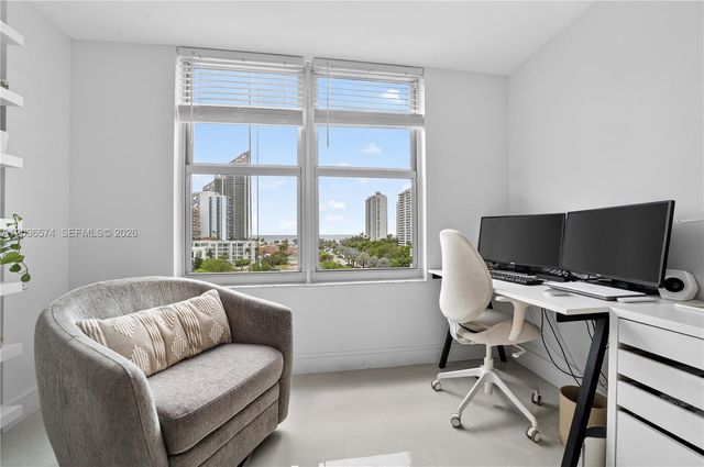 231 174th St 818, Sunny Isles Beach, FL 33160