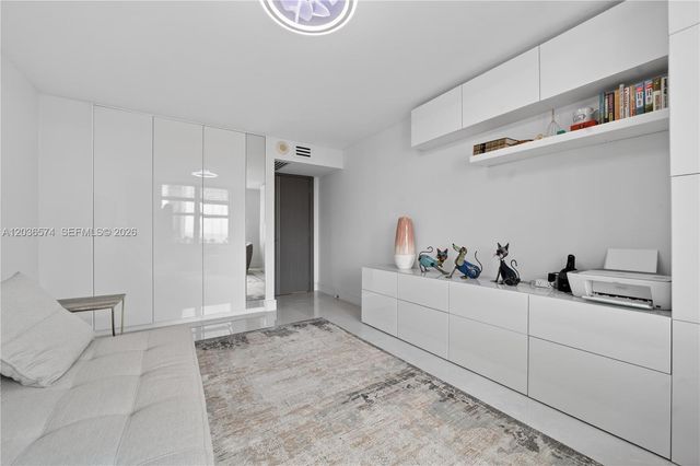 231 174th St 818, Sunny Isles Beach, FL 33160
