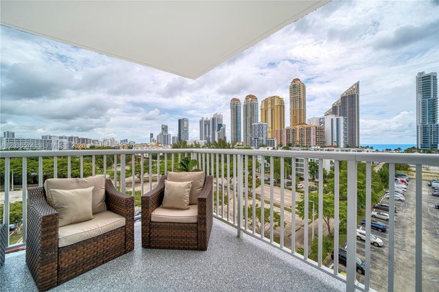231 174th St 818, Sunny Isles Beach, FL 33160