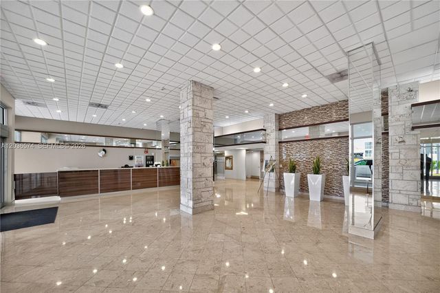 231 174th St 818, Sunny Isles Beach, FL 33160