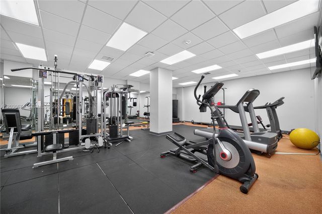 231 174th St 818, Sunny Isles Beach, FL 33160