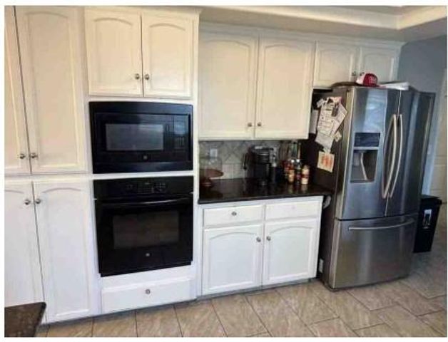 984 Summerset Lane, Madera, CA 93637