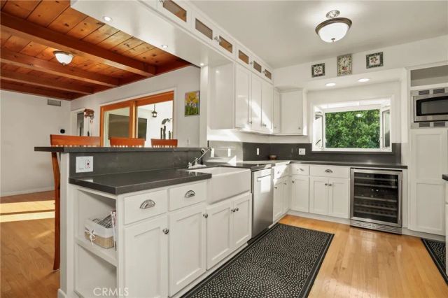 9419 Creemore Drive, Tujunga, CA 91042
