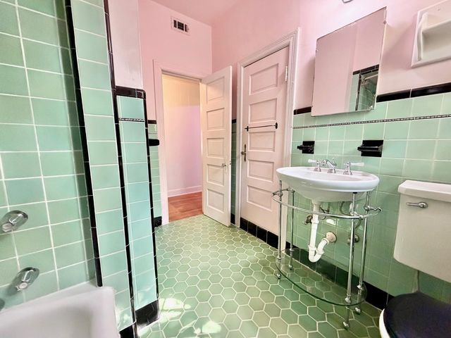 605 Texas Ave, Austin, TX 78705