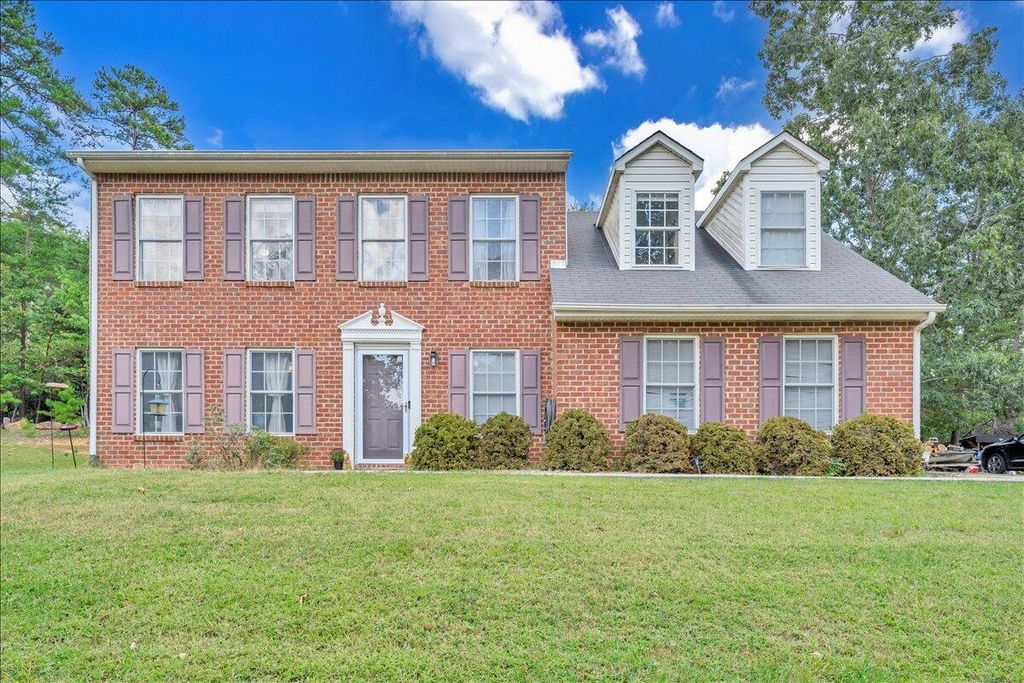100 Chimney Sweep CT, Goodview, VA 24095