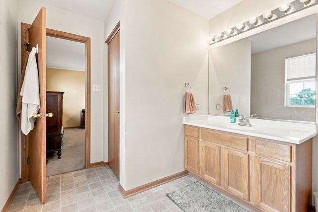 1251 Idabright Drive, Plainfield, IL 60586