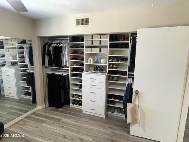 2701 E CACTUS Road, Phoenix, AZ 85032
