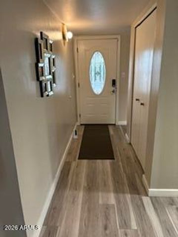 2701 E CACTUS Road, Phoenix, AZ 85032