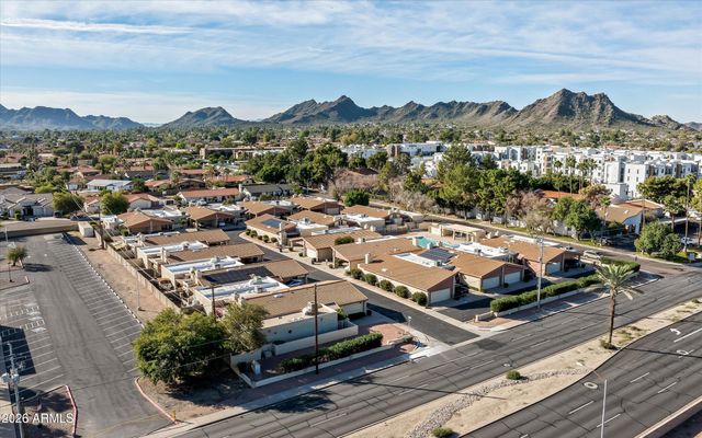 2701 E CACTUS Road, Phoenix, AZ 85032