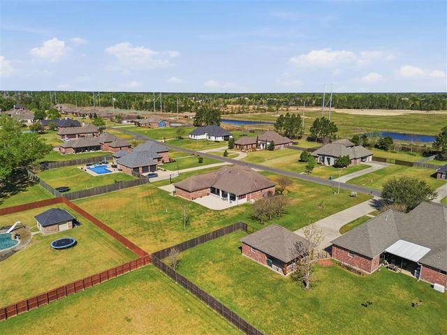 1777 Deerfield Drive, Lake Charles, LA 70611