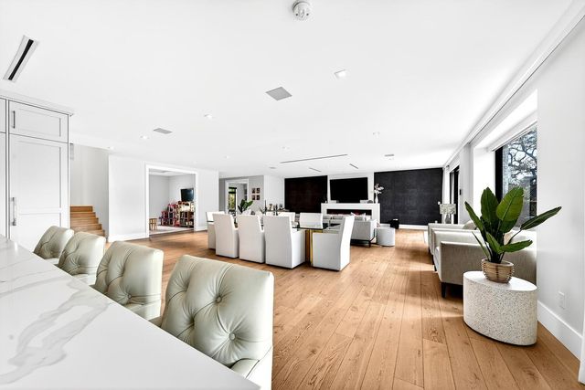 1520 SE 10th Street, Fort Lauderdale, FL 33316