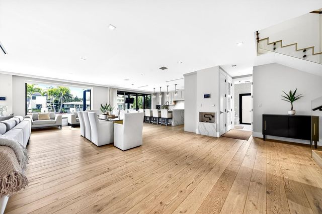 1520 SE 10th Street, Fort Lauderdale, FL 33316