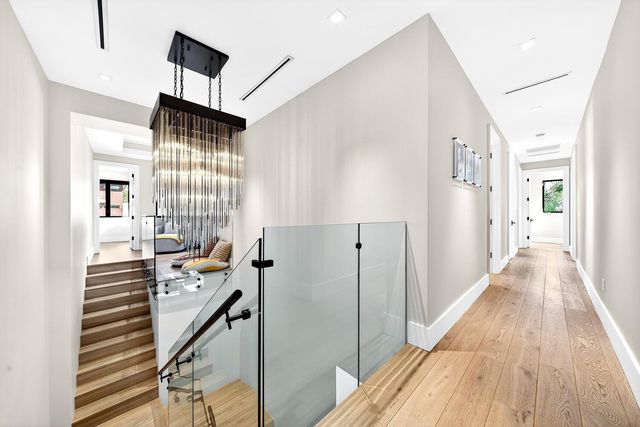 1520 SE 10th Street, Fort Lauderdale, FL 33316