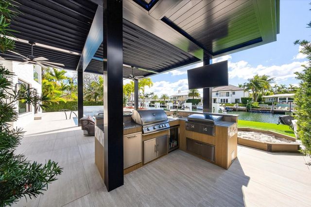 1520 SE 10th Street, Fort Lauderdale, FL 33316