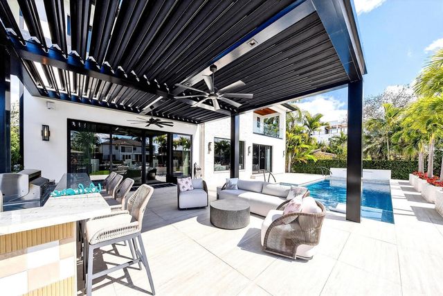 1520 SE 10th Street, Fort Lauderdale, FL 33316