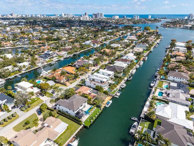 1520 SE 10th Street, Fort Lauderdale, FL 33316