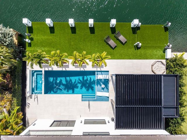 1520 SE 10th Street, Fort Lauderdale, FL 33316