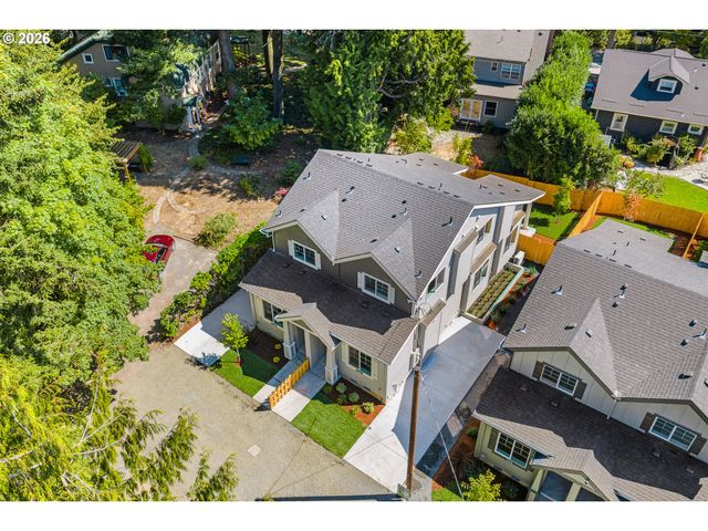 7252 Sw 1st Ave, Portland, OR 97219