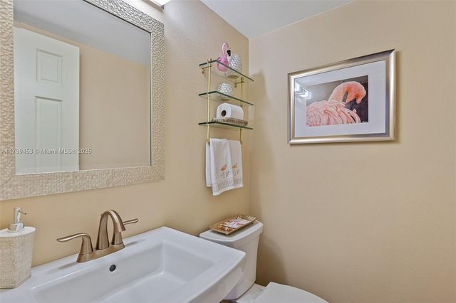 2551 Cross Country, Port Orange, FL 32128