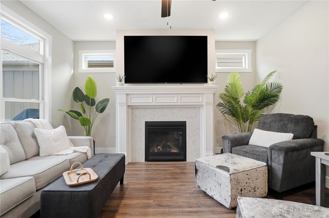 1444 Triple Crown Way, Beavercreek Twp, OH 45385