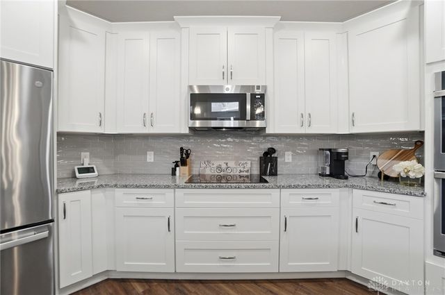 1444 Triple Crown Way, Beavercreek Twp, OH 45385