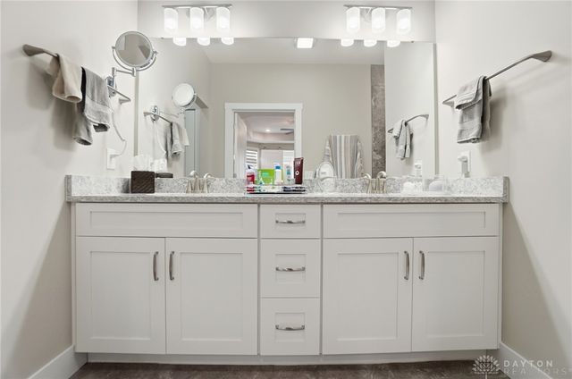 1444 Triple Crown Way, Beavercreek Twp, OH 45385