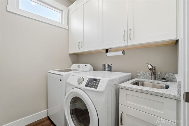 1444 Triple Crown Way, Beavercreek Twp, OH 45385