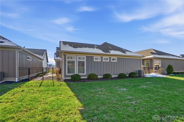 1444 Triple Crown Way, Beavercreek Twp, OH 45385