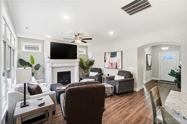 1444 Triple Crown Way, Beavercreek Twp, OH 45385